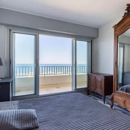 Biarritz, 2 Pieces, 4 Personnes - Fr-1-3-429 * Biarritz