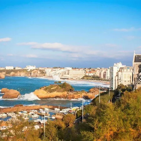 Biarritz, 2 Pieces, 4 Personnes - Fr-1-3-429 *